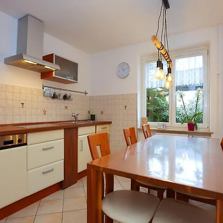 Mountain Biker S Apartman *
